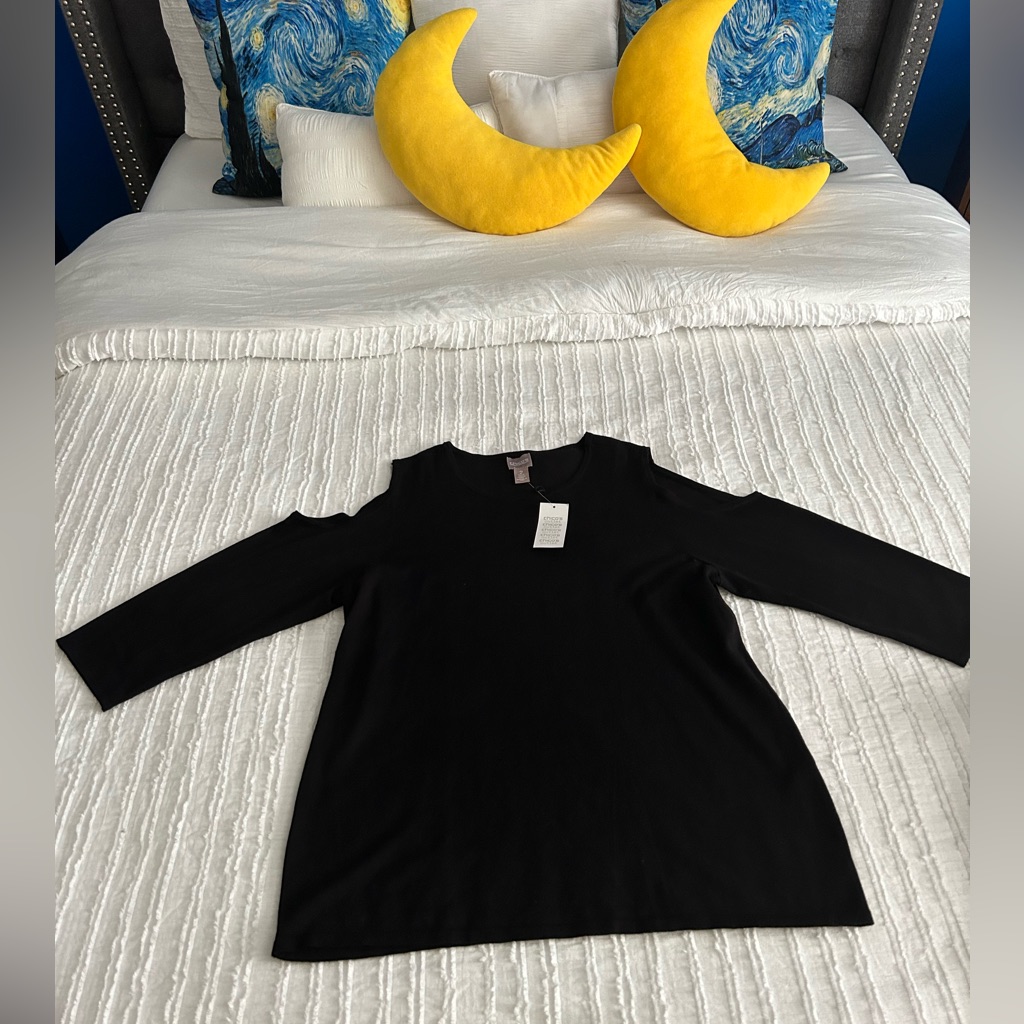 “New” Chico’s Pullover